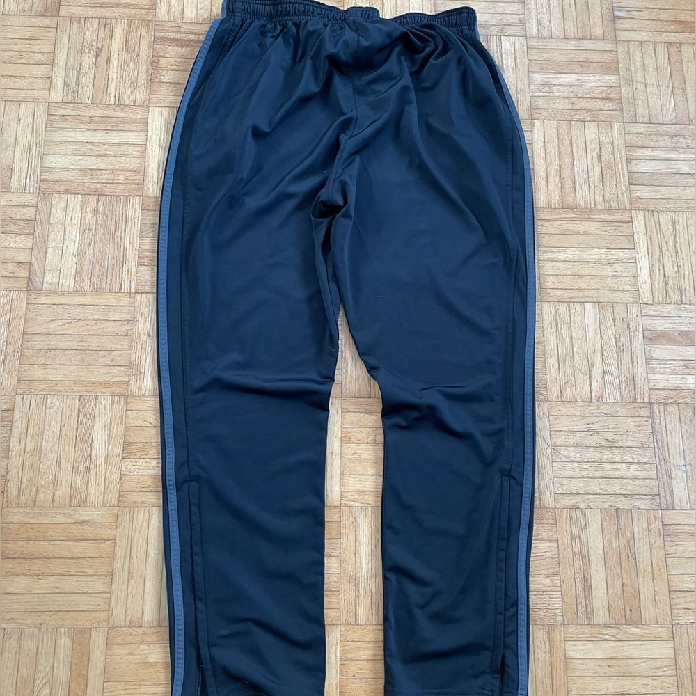 Adidas tracksuit pants - Picture 2 of 2